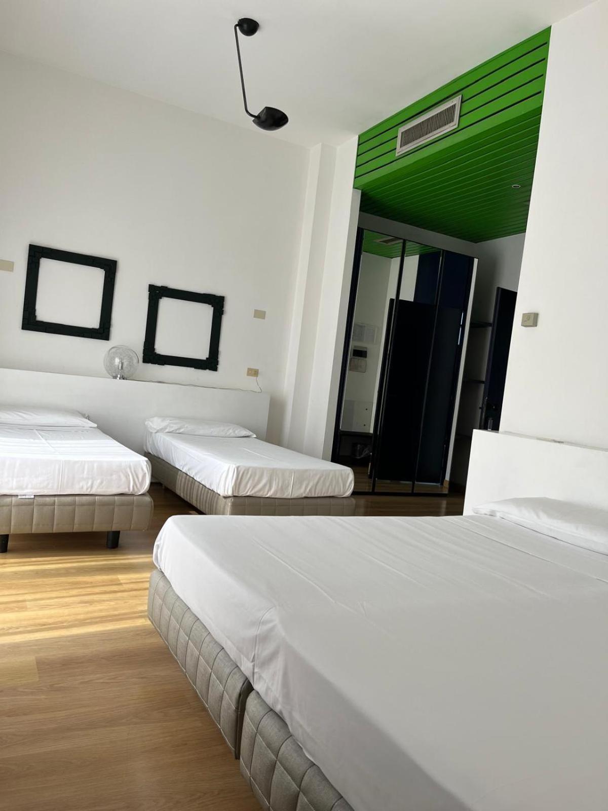 Park Hotel Residence Крема Экстерьер фото